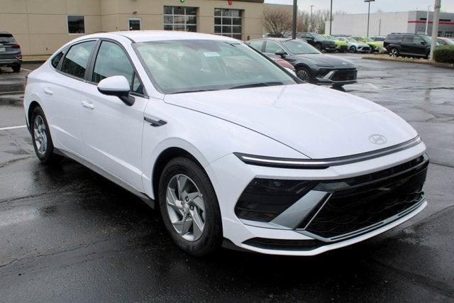 new 2025 Hyundai Sonata car, priced at $26,402