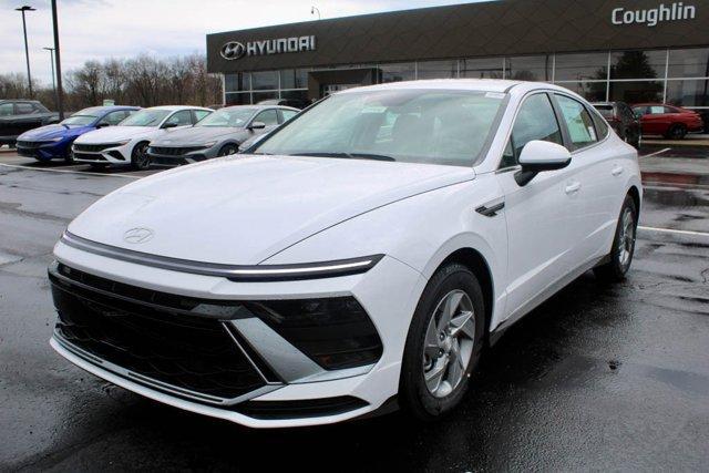 new 2025 Hyundai Sonata car, priced at $27,652