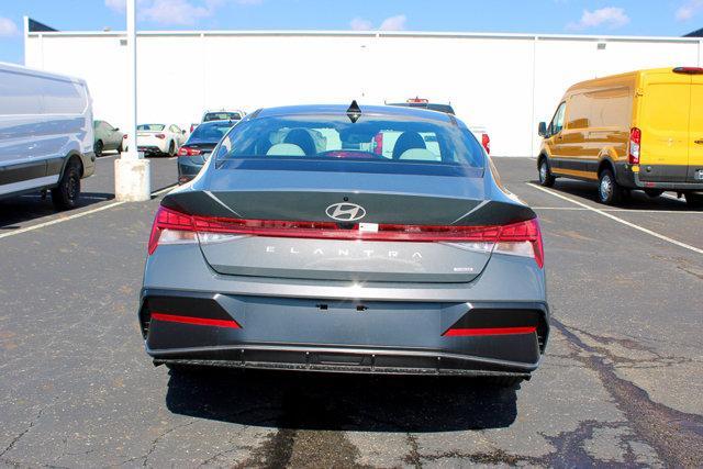 new 2025 Hyundai ELANTRA HEV car, priced at $29,785