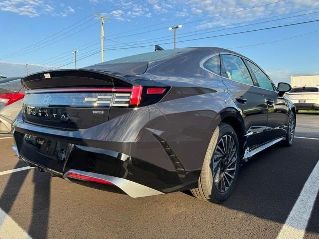 new 2024 Hyundai Sonata Hybrid car, priced at $31,907