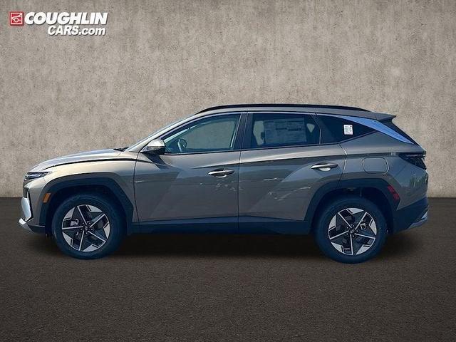 new 2025 Hyundai TUCSON Hybrid car, priced at $34,580