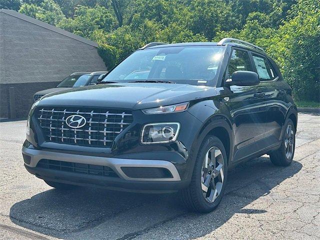 new 2025 Hyundai Venue car, priced at $22,964