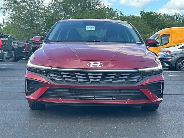 new 2025 Hyundai Elantra car, priced at $22,718