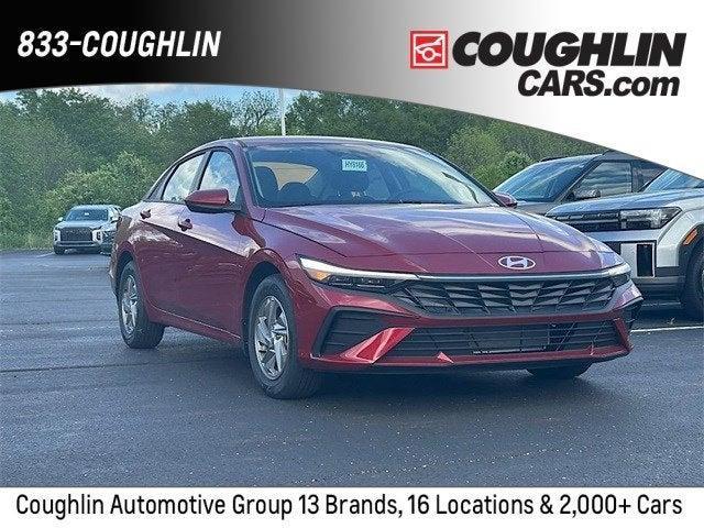 new 2025 Hyundai Elantra car, priced at $22,718