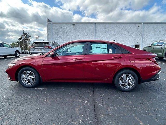 new 2025 Hyundai Elantra car, priced at $22,718