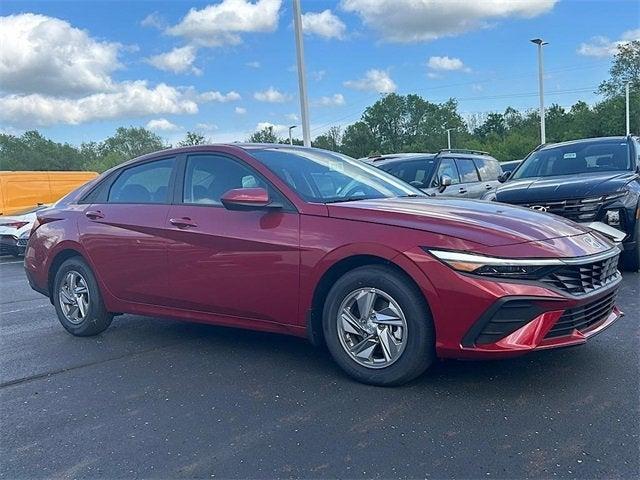 new 2025 Hyundai Elantra car, priced at $22,718