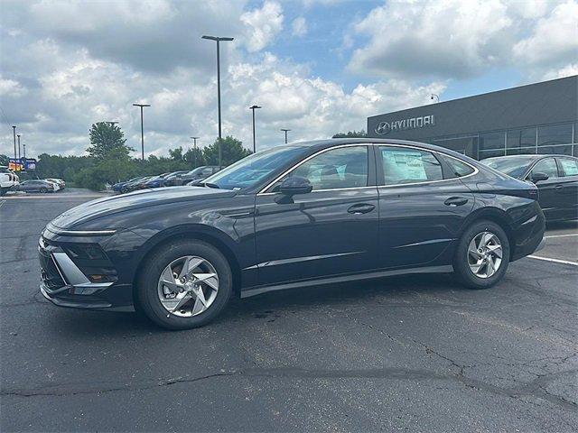 new 2025 Hyundai Sonata car, priced at $26,561