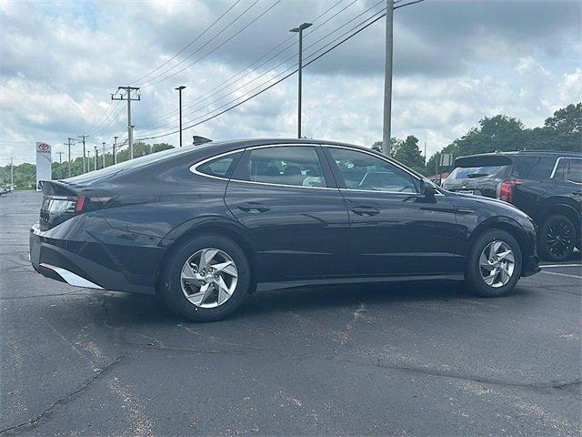 new 2025 Hyundai Sonata car, priced at $26,561
