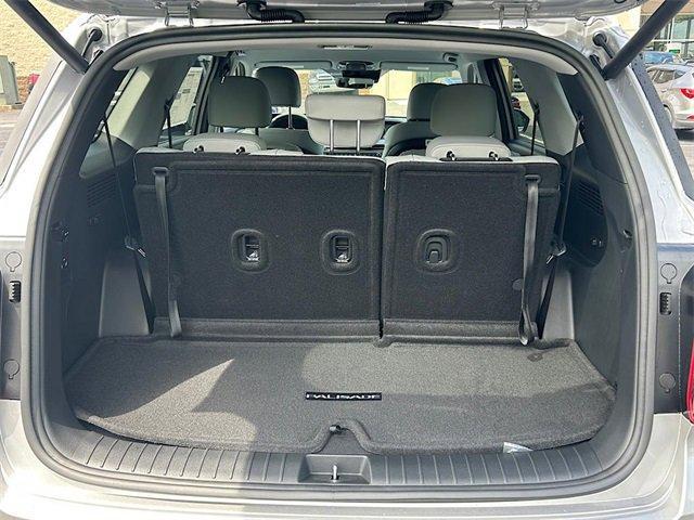 new 2025 Hyundai Palisade car, priced at $42,173