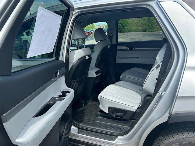 new 2025 Hyundai Palisade car, priced at $42,173