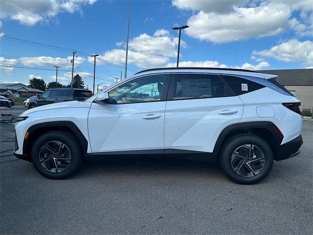 new 2025 Hyundai TUCSON Hybrid car, priced at $34,141