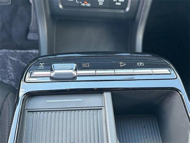new 2025 Hyundai TUCSON Hybrid car, priced at $34,141