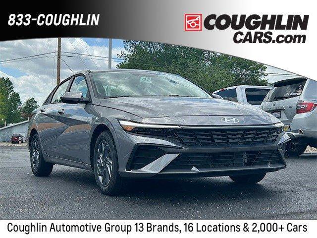new 2025 Hyundai ELANTRA HEV car, priced at $25,403