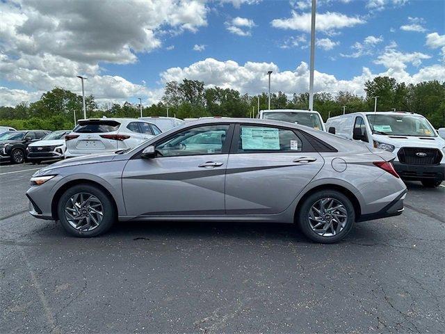 new 2025 Hyundai ELANTRA HEV car, priced at $26,653