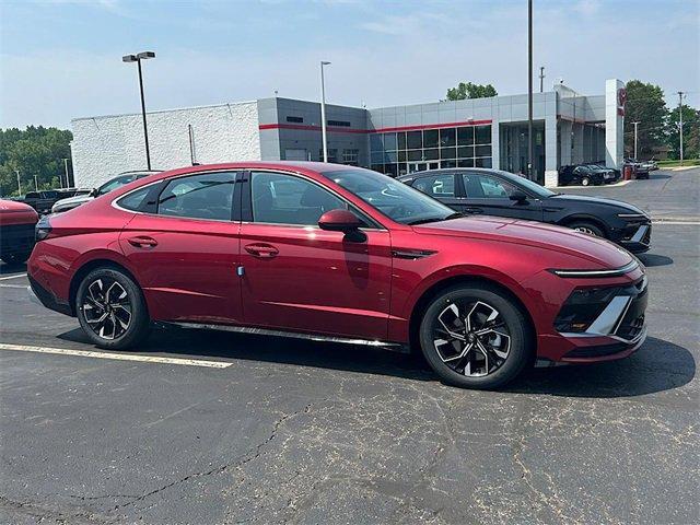 new 2025 Hyundai Sonata car, priced at $29,562