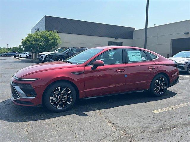 new 2025 Hyundai Sonata car, priced at $29,562