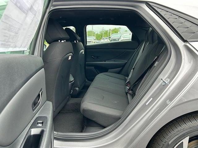 new 2025 Hyundai ELANTRA HEV car