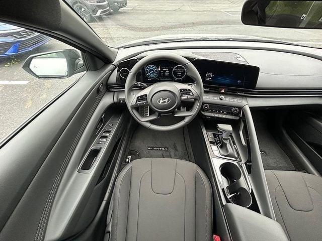 new 2025 Hyundai ELANTRA HEV car