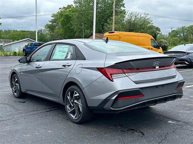 new 2025 Hyundai ELANTRA HEV car
