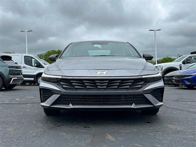new 2025 Hyundai ELANTRA HEV car