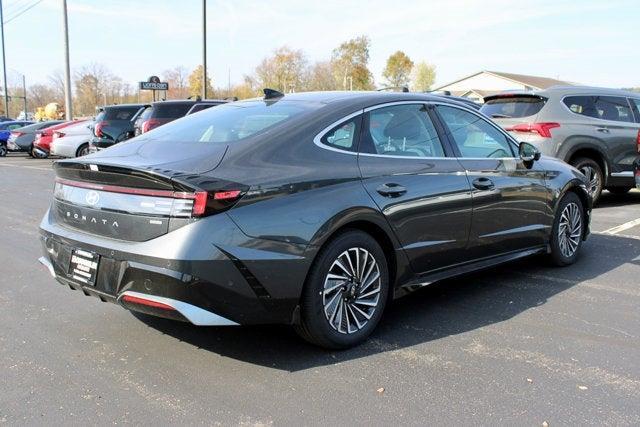 new 2025 Hyundai Sonata Hybrid car, priced at $38,447