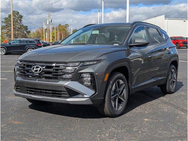 new 2026 Hyundai TUCSON Hybrid car, priced at $35,566