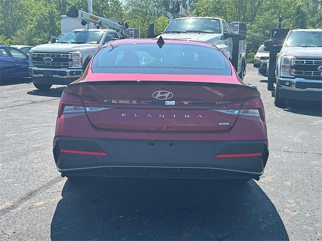 new 2025 Hyundai ELANTRA HEV car, priced at $27,590