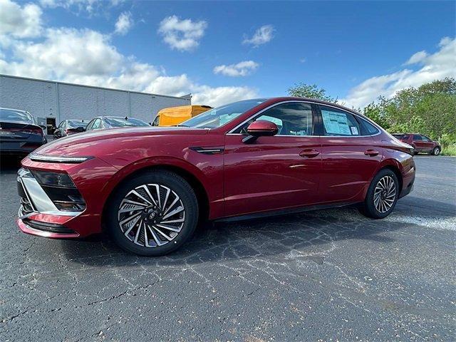 new 2025 Hyundai Sonata Hybrid car, priced at $31,525