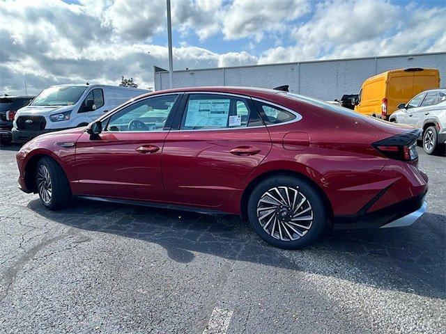 new 2025 Hyundai Sonata Hybrid car, priced at $31,525