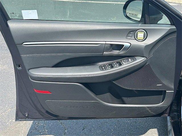 new 2025 Hyundai Sonata Hybrid car, priced at $37,370