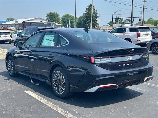 new 2025 Hyundai Sonata Hybrid car, priced at $37,370