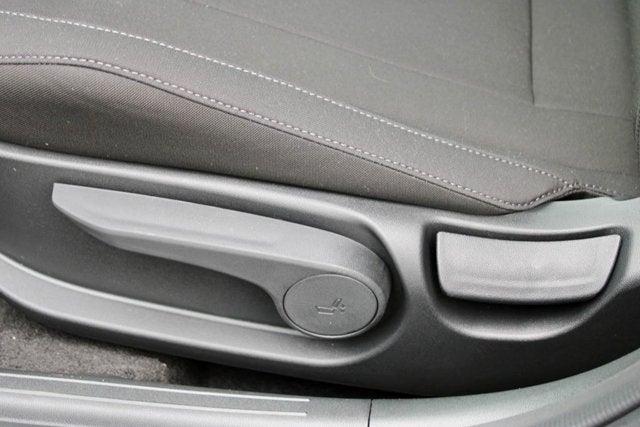 new 2025 Hyundai Elantra car, priced at $25,600