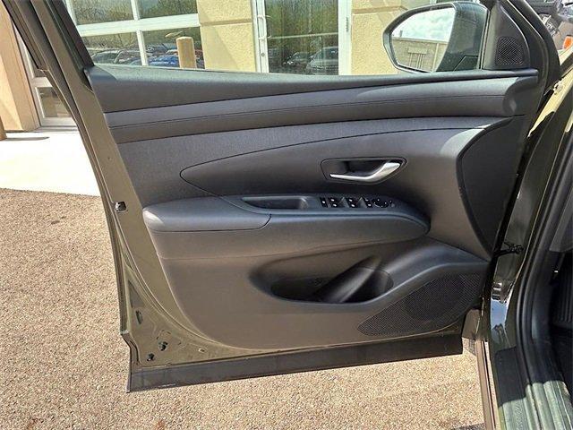 new 2025 Hyundai Tucson car, priced at $34,099