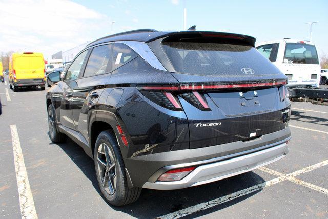new 2025 Hyundai TUCSON Hybrid car, priced at $37,215