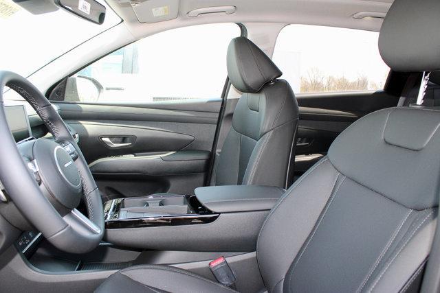 new 2025 Hyundai TUCSON Hybrid car, priced at $37,215