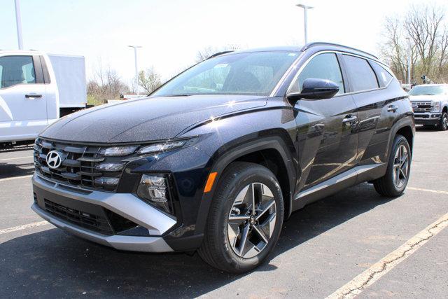 new 2025 Hyundai TUCSON Hybrid car, priced at $37,215