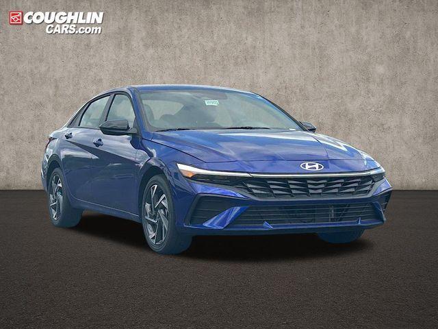 new 2025 Hyundai ELANTRA HEV car, priced at $25,652