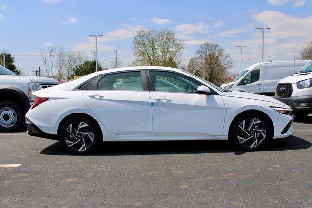new 2025 Hyundai Elantra car, priced at $26,401