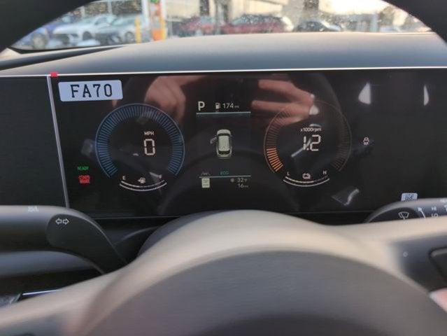 new 2026 Hyundai TUCSON Hybrid car, priced at $30,895