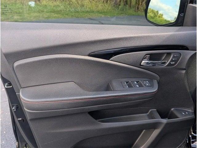 used 2022 Honda Pilot car, priced at $30,495