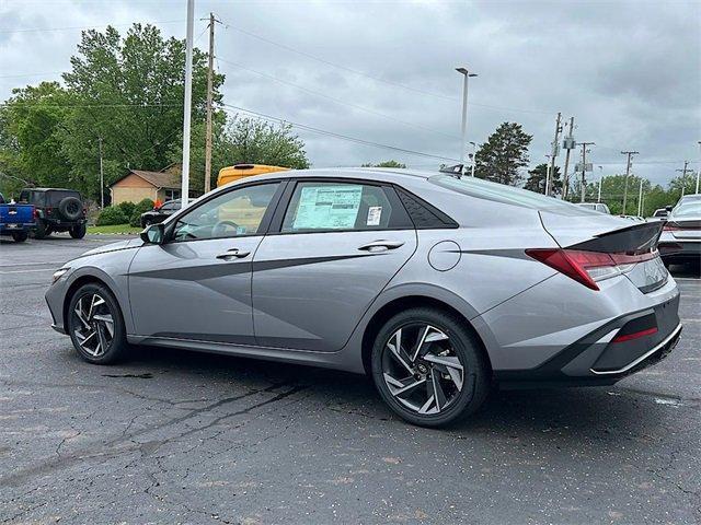 new 2025 Hyundai ELANTRA HEV car, priced at $27,107