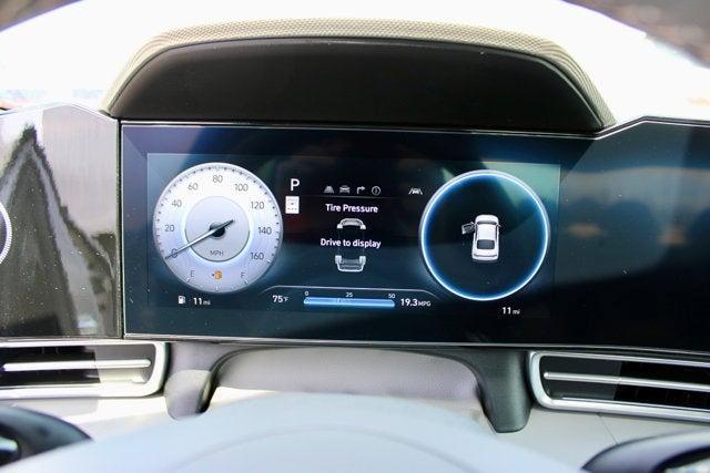 new 2025 Hyundai Elantra car, priced at $25,602