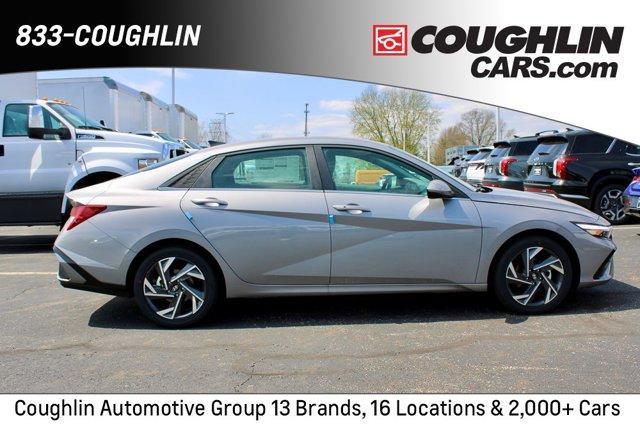new 2025 Hyundai Elantra car, priced at $25,902