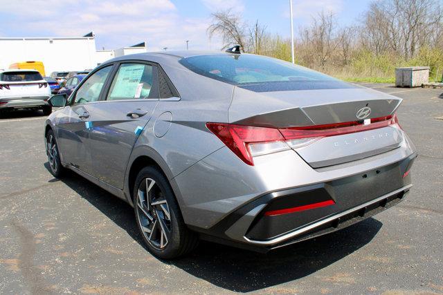 new 2025 Hyundai Elantra car, priced at $25,902