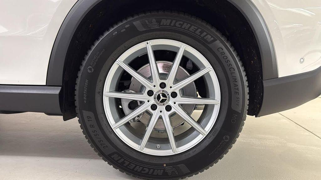 new 2026 Mercedes-Benz GLE 350 car, priced at $68,165