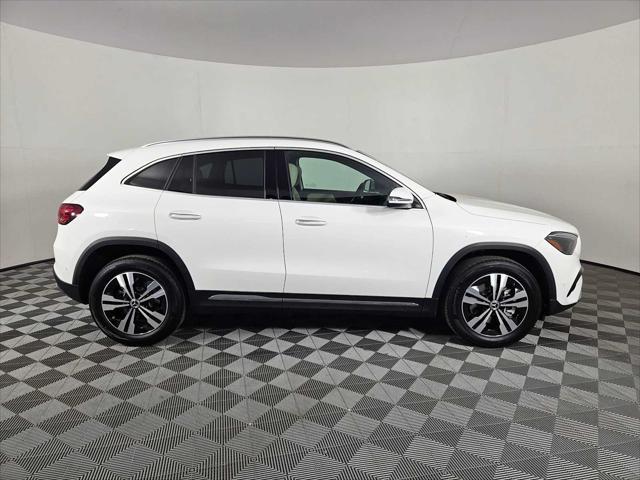 new 2025 Mercedes-Benz GLA 250 car, priced at $47,295