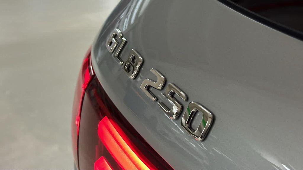 new 2026 Mercedes-Benz GLB 250 car, priced at $53,440