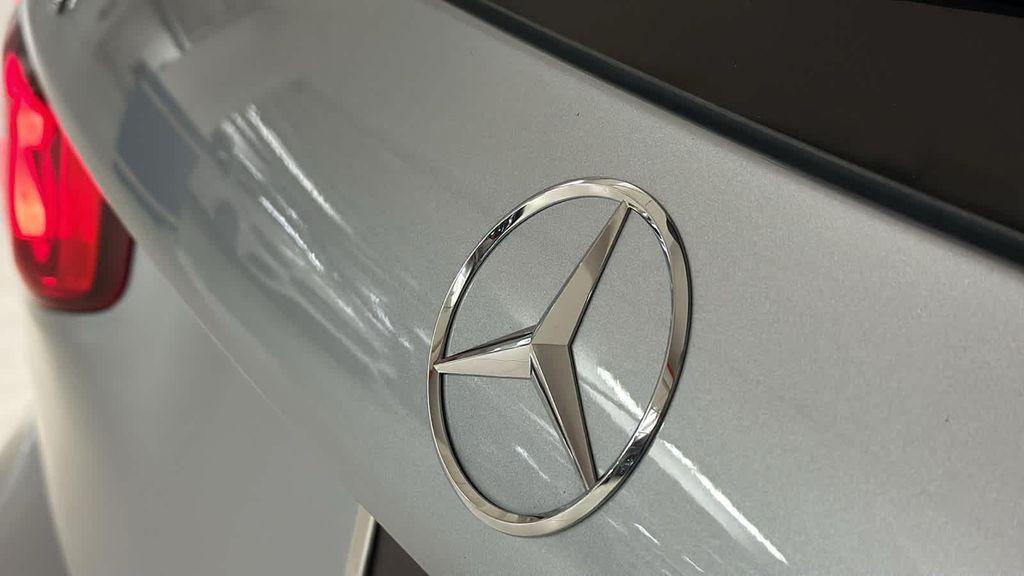 new 2026 Mercedes-Benz GLB 250 car, priced at $53,440