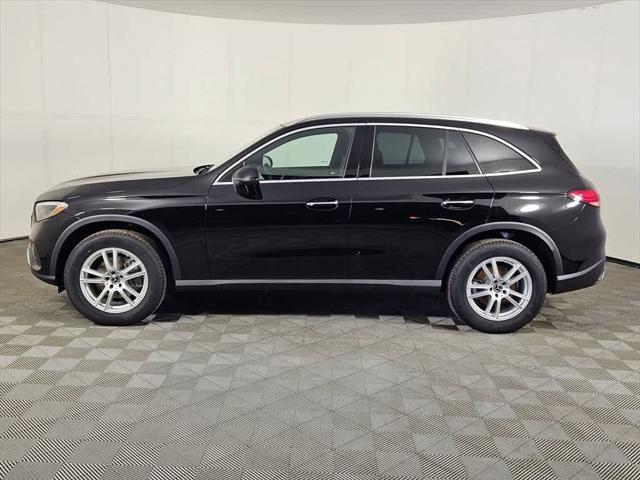 used 2025 Mercedes-Benz GLC 300 car