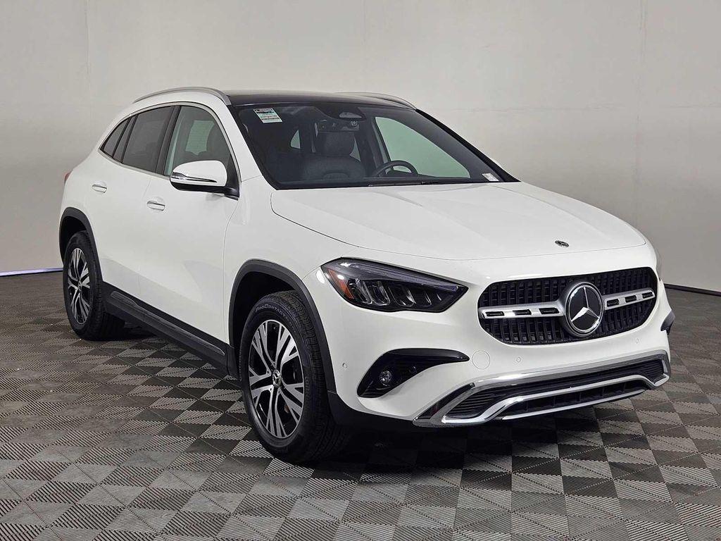 used 2025 Mercedes-Benz GLA 250 car, priced at $40,998
